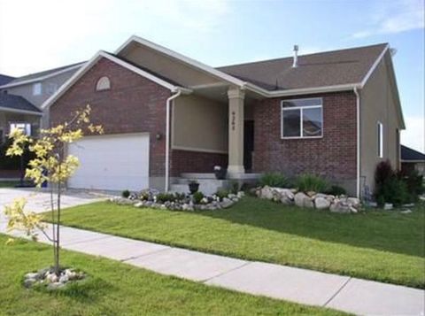 Photo of 6262 W IMPERIAL OAK DR, West Jordan, UT 84081 (MLS # 2141925)