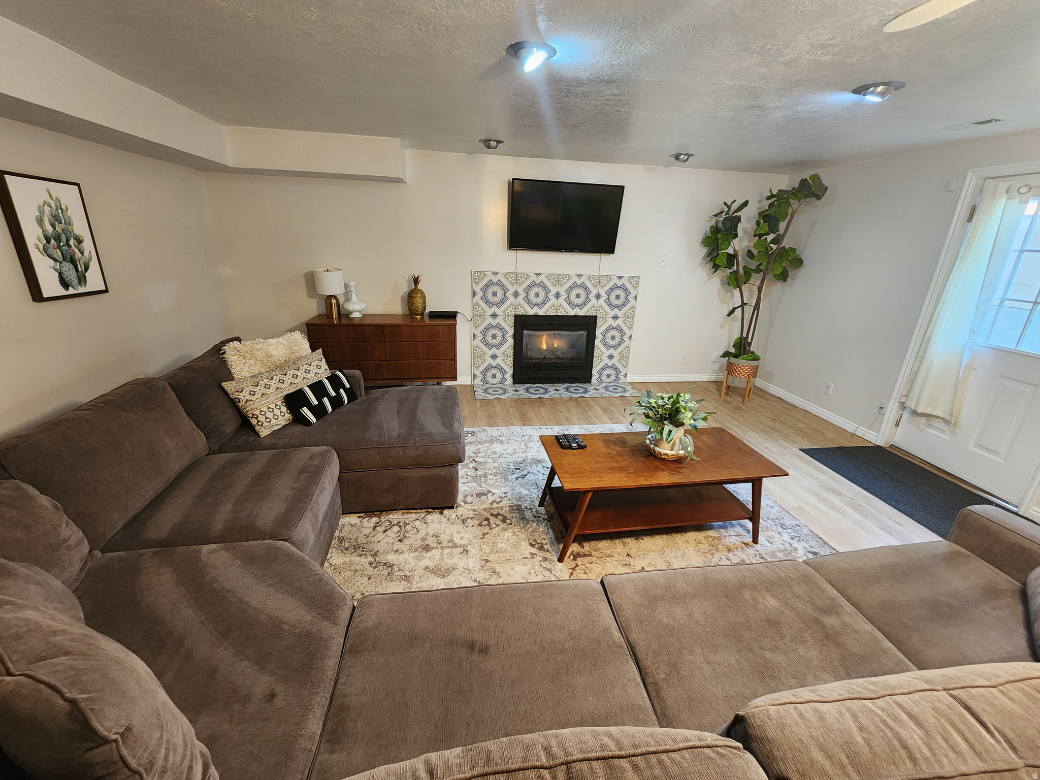 WHITMORE MANOR ESTATES - Residential
