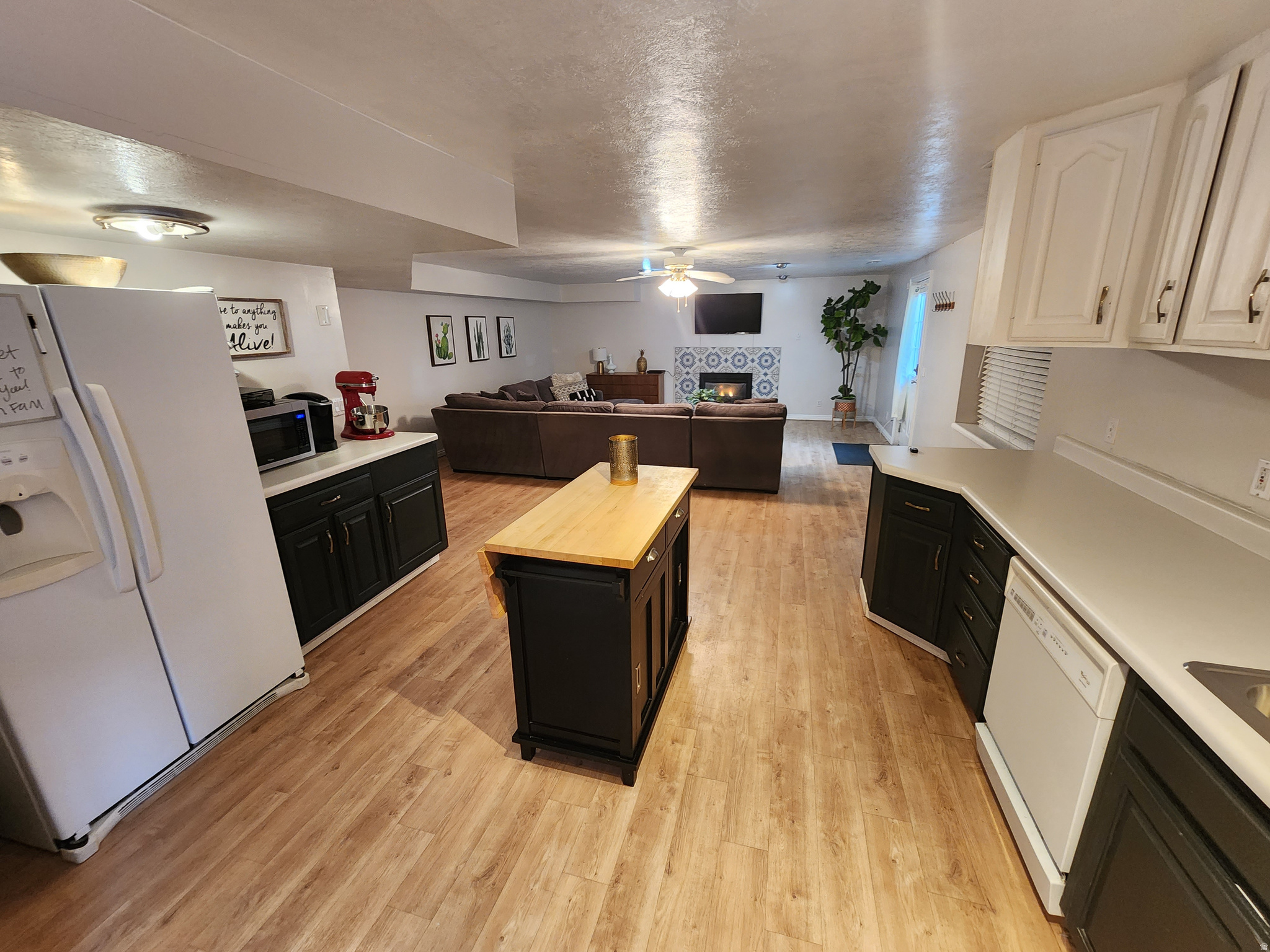 WHITMORE MANOR ESTATES - Residential