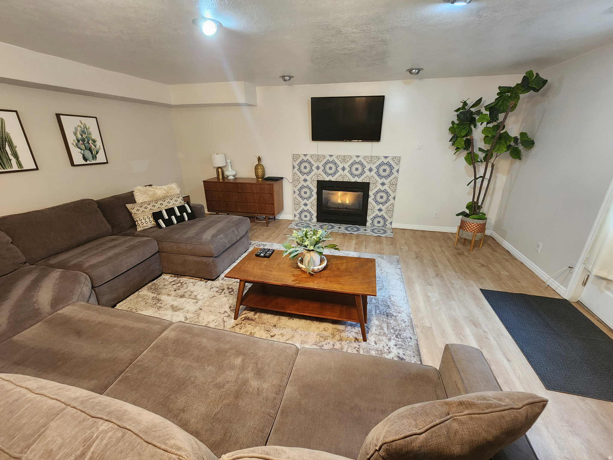 WHITMORE MANOR ESTATES - Residential