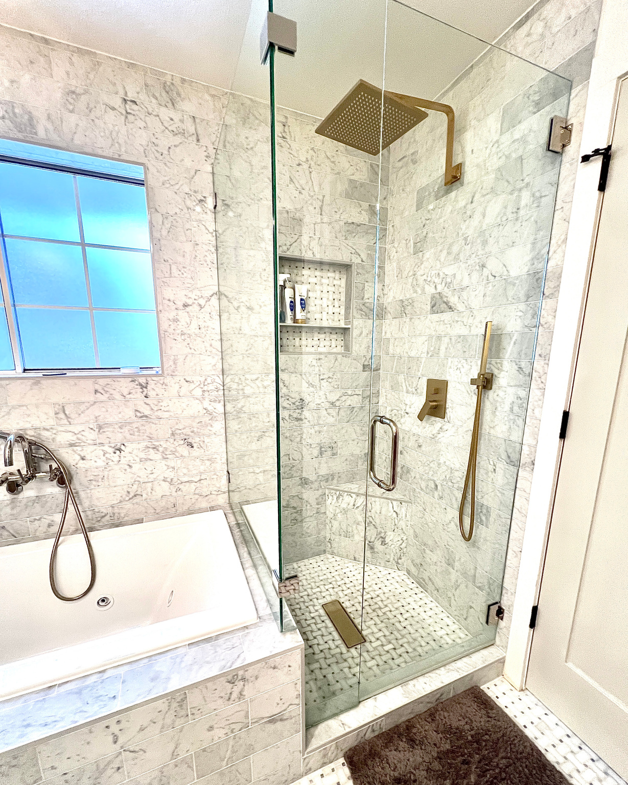 WHITMORE MANOR ESTATES - Residential