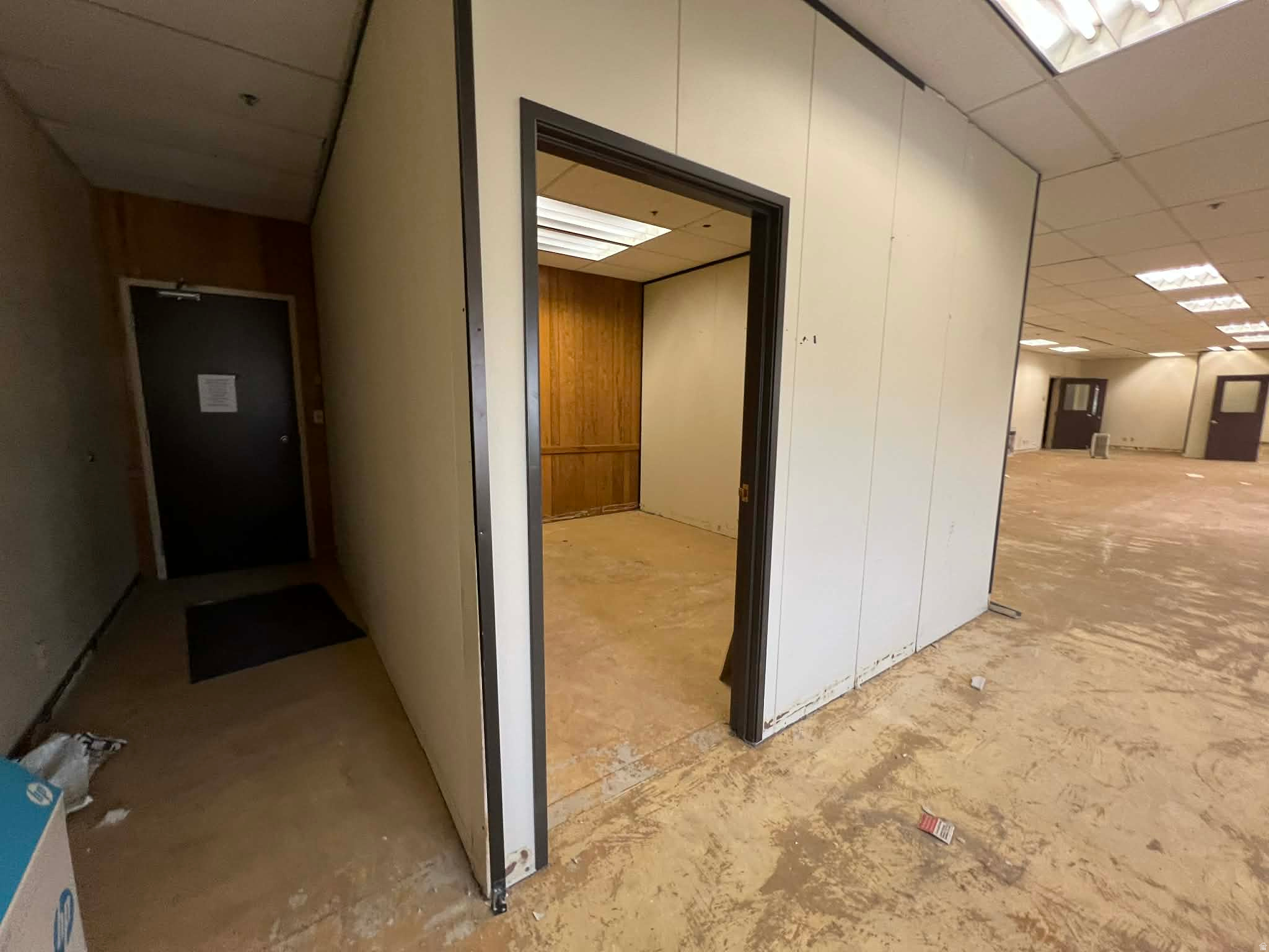 WEBER INDUSTRIAL PARK - Commercial Lease