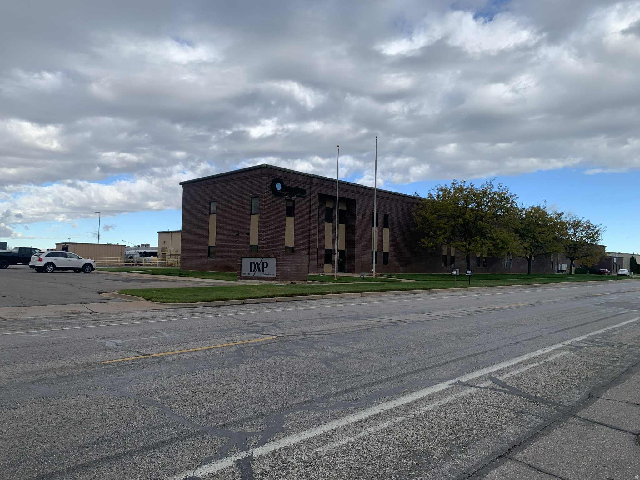 WEBER INDUSTRIAL PARK - Commercial Lease