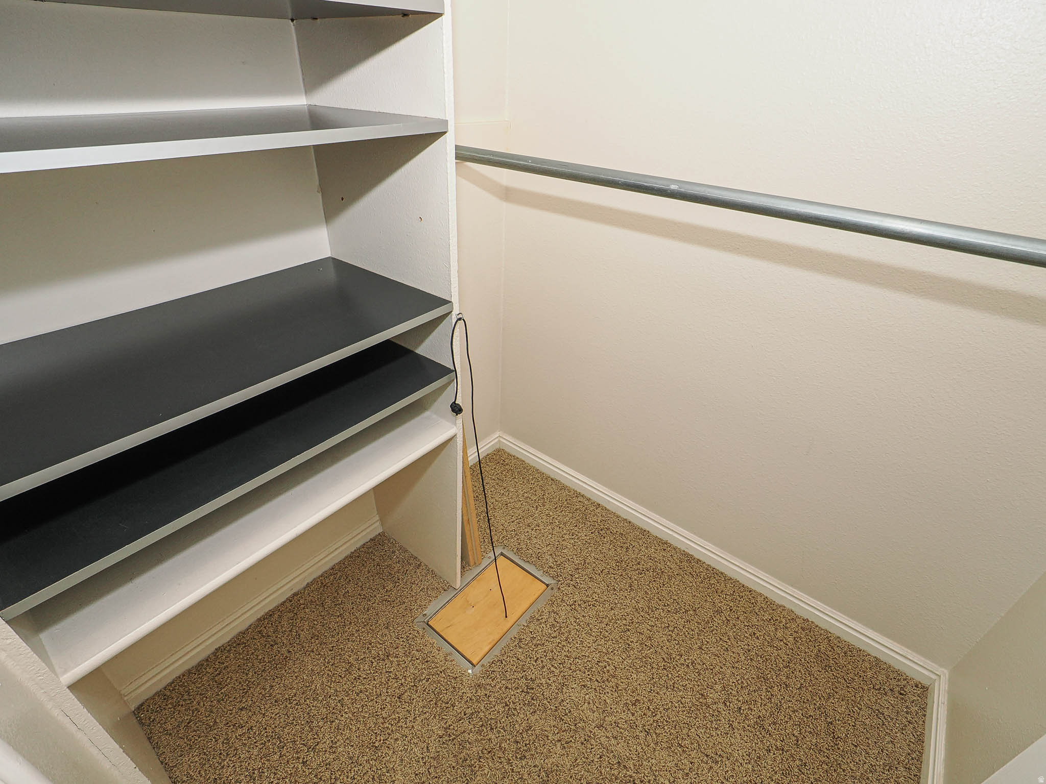 MOUNTAIN VIEW - Residential