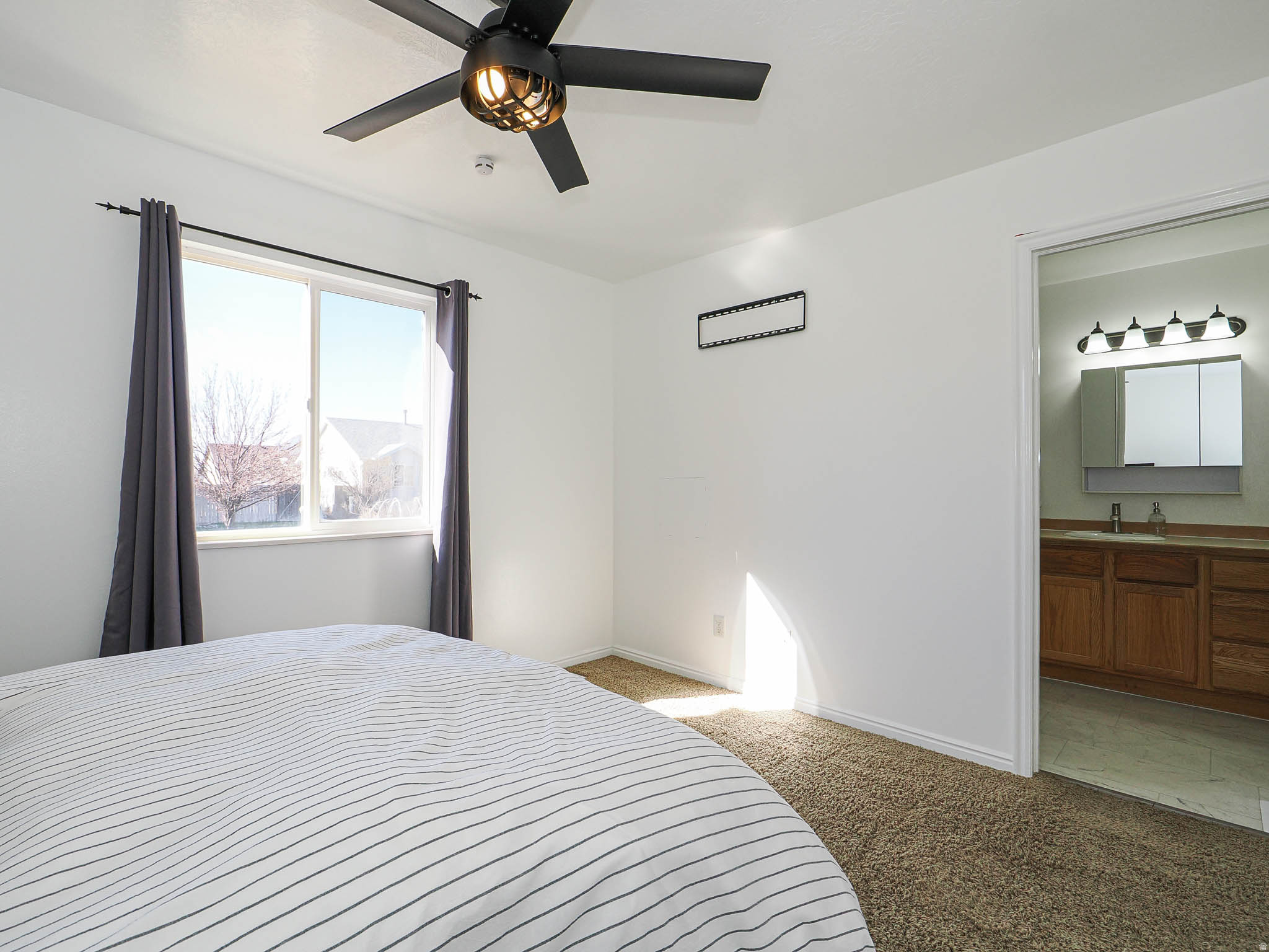 MOUNTAIN VIEW - Residential