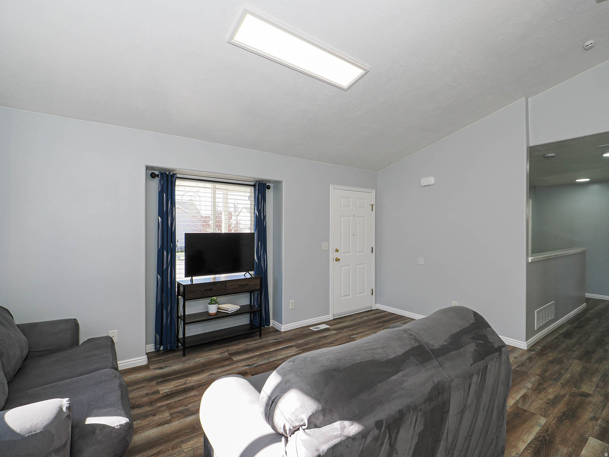 MOUNTAIN VIEW - Residential