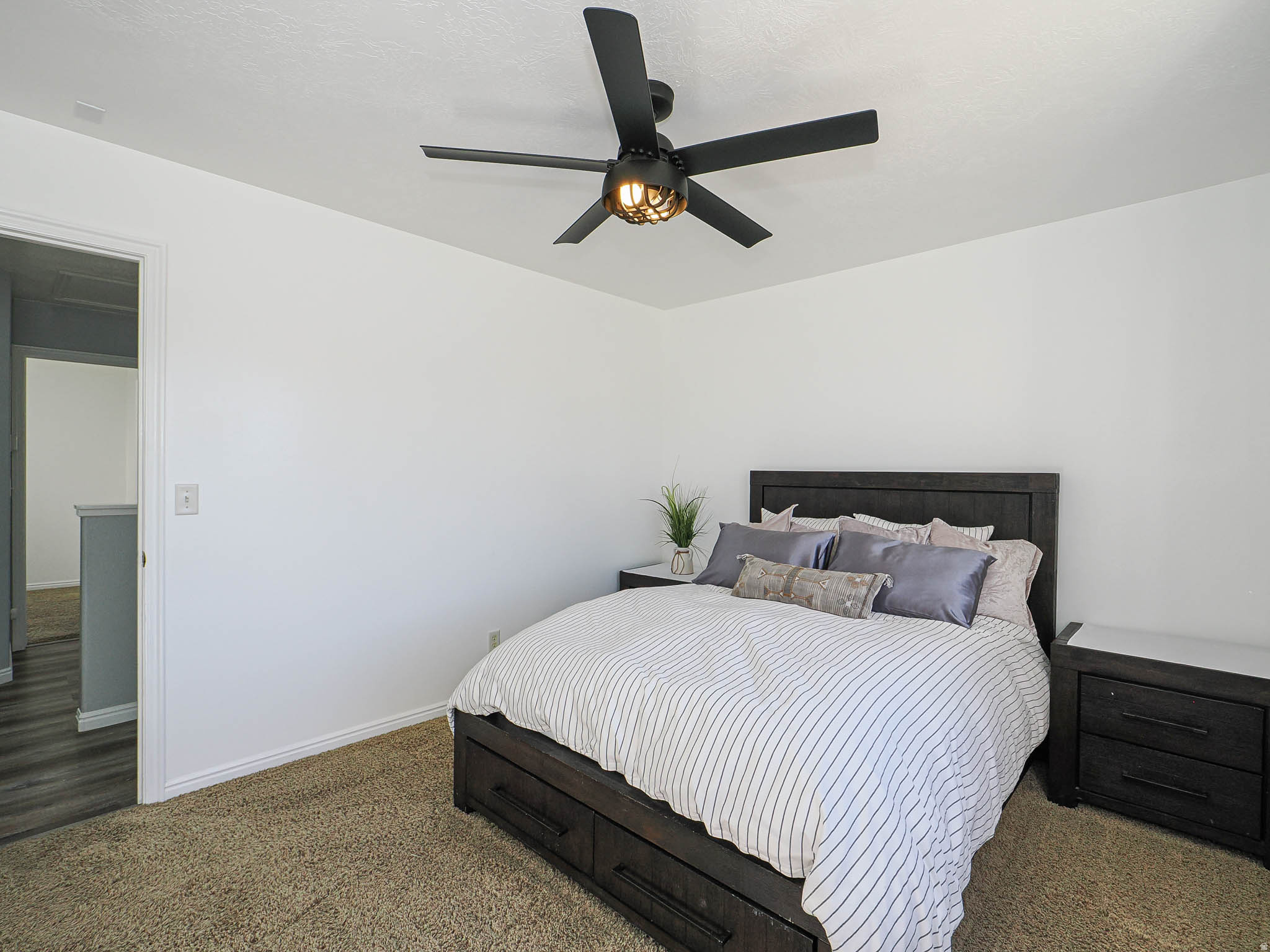 MOUNTAIN VIEW - Residential