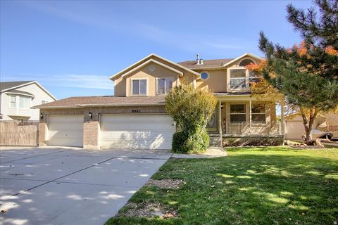 9941 S BIRNAM WOODS WAY W South Jordan UT 84009