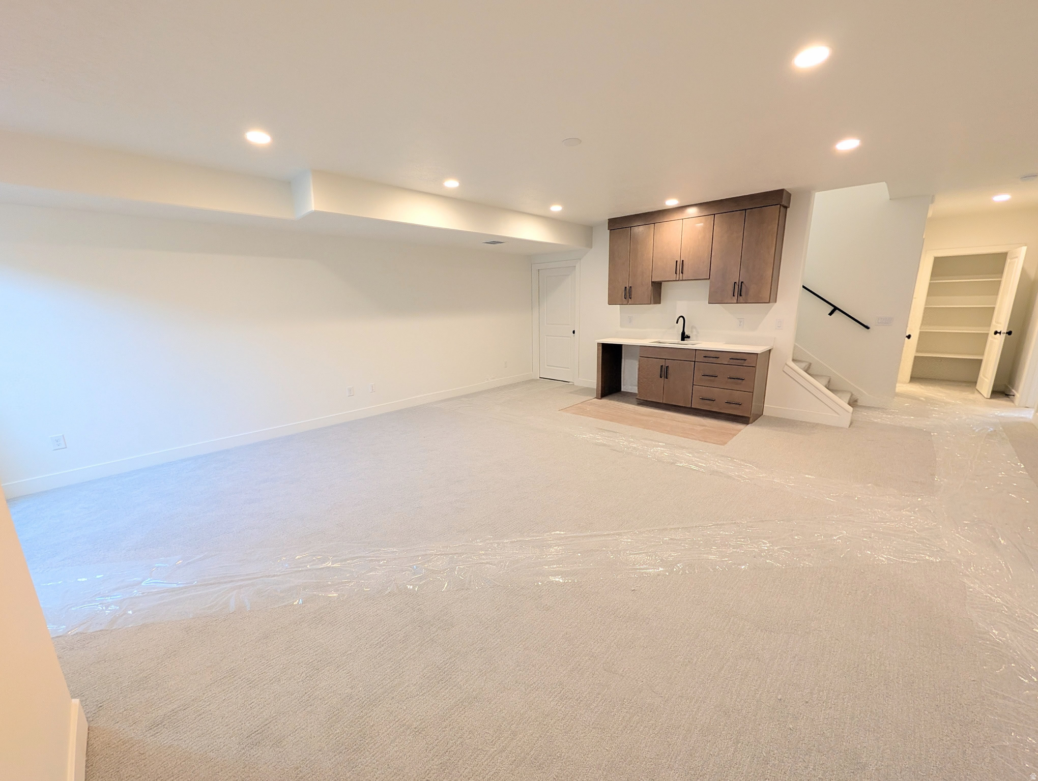 DAYBREAK - Residential