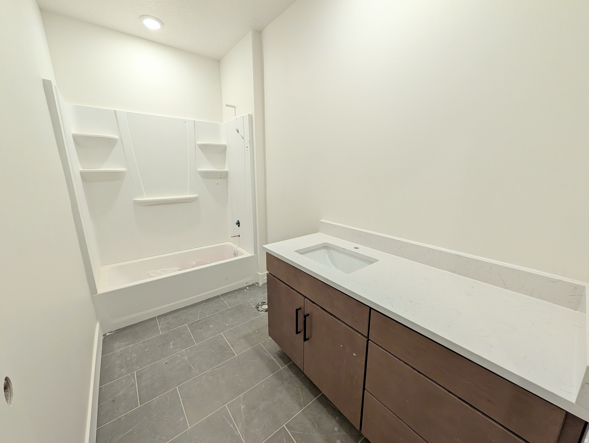 DAYBREAK - Residential