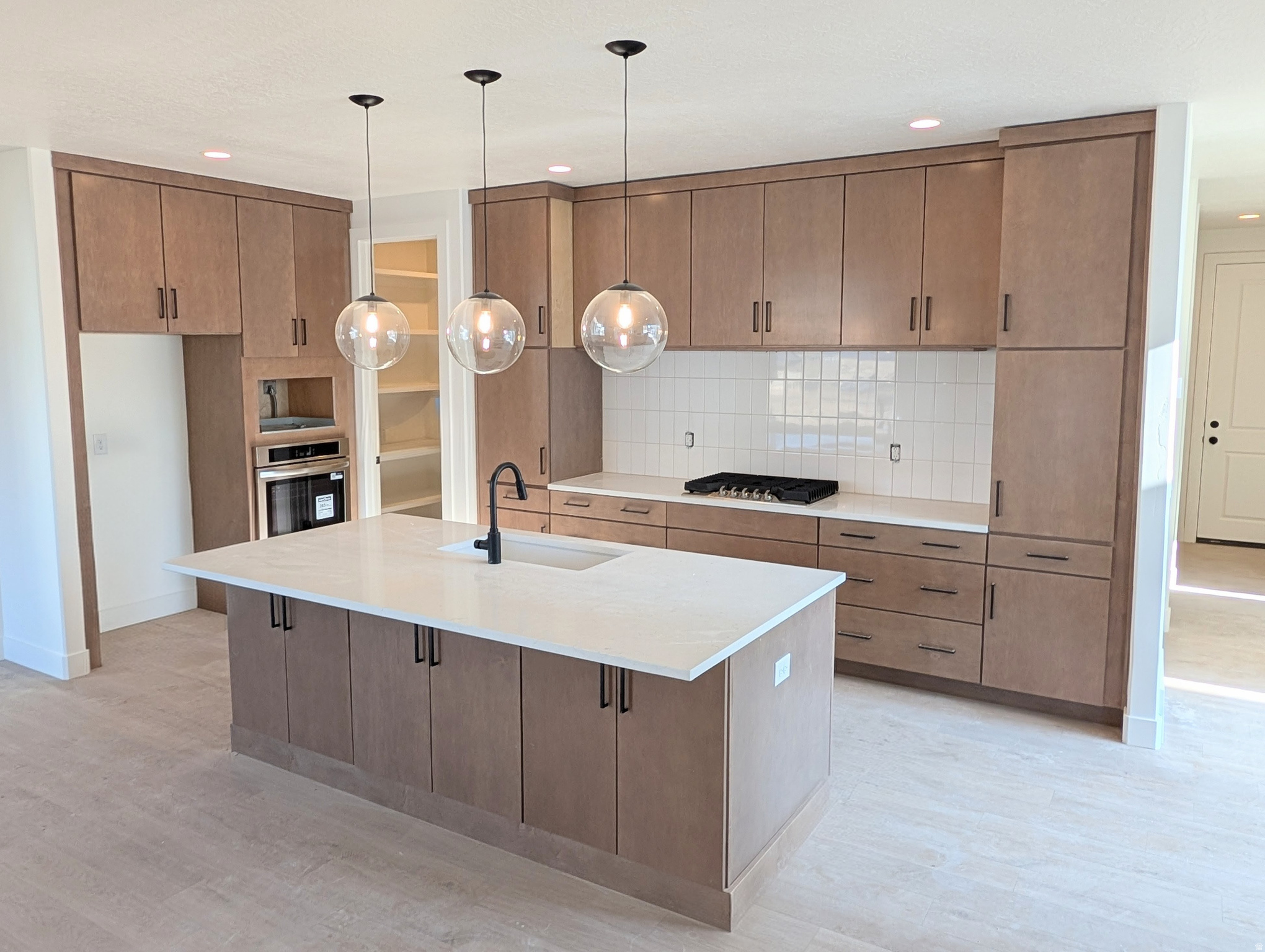 DAYBREAK - Residential