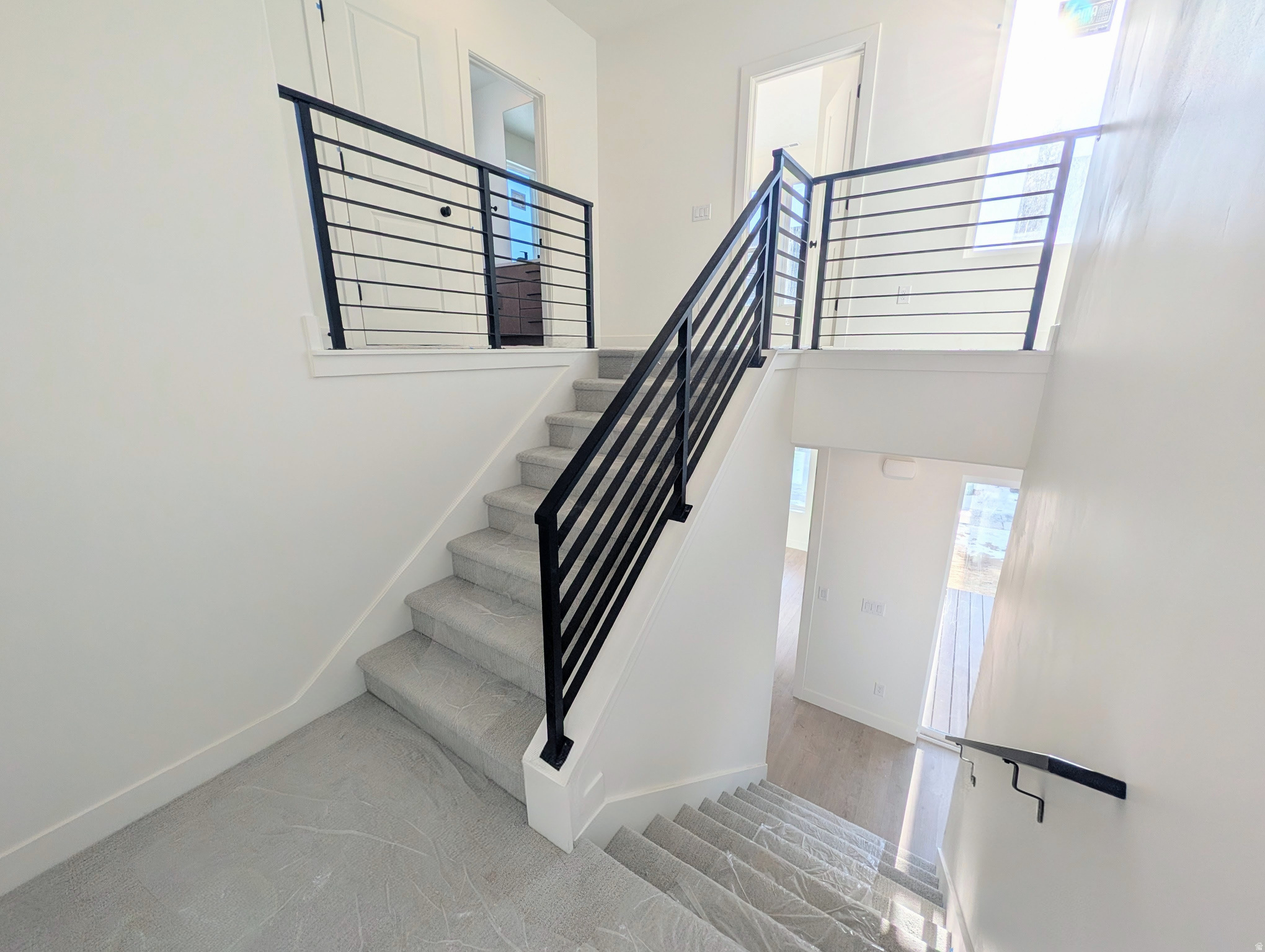 DAYBREAK - Residential