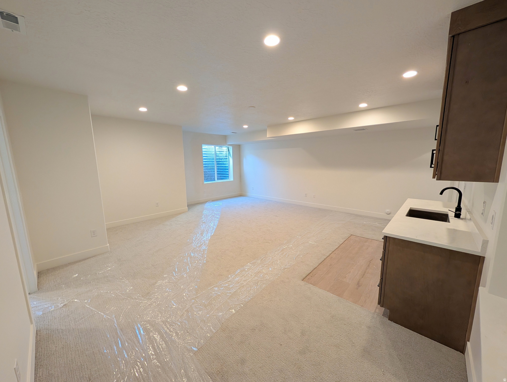 DAYBREAK - Residential