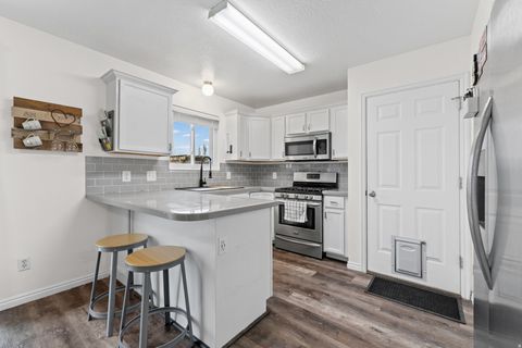 Tiny photo for 1648 N 1900 W, Lehi, UT 84043 (MLS # 2124444)