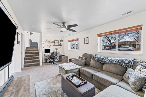 Tiny photo for 1648 N 1900 W, Lehi, UT 84043 (MLS # 2124444)