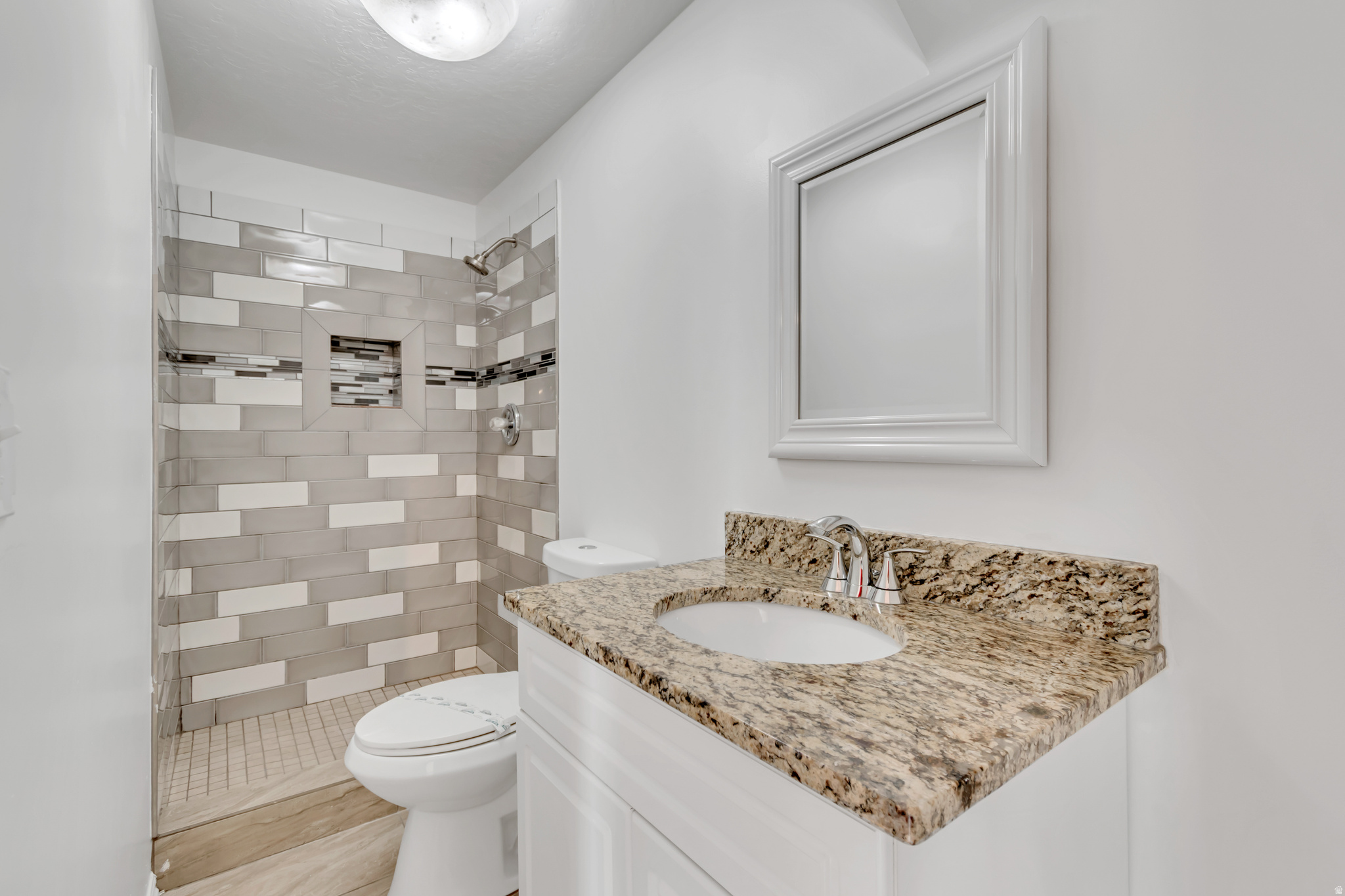 SUNCREST 4 - Residential