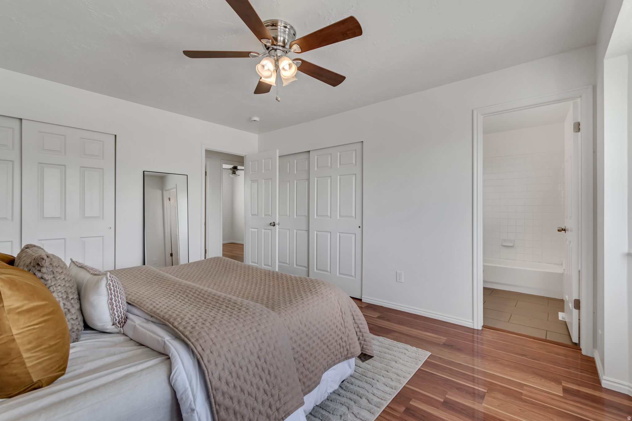 SUNCREST 4 - Residential