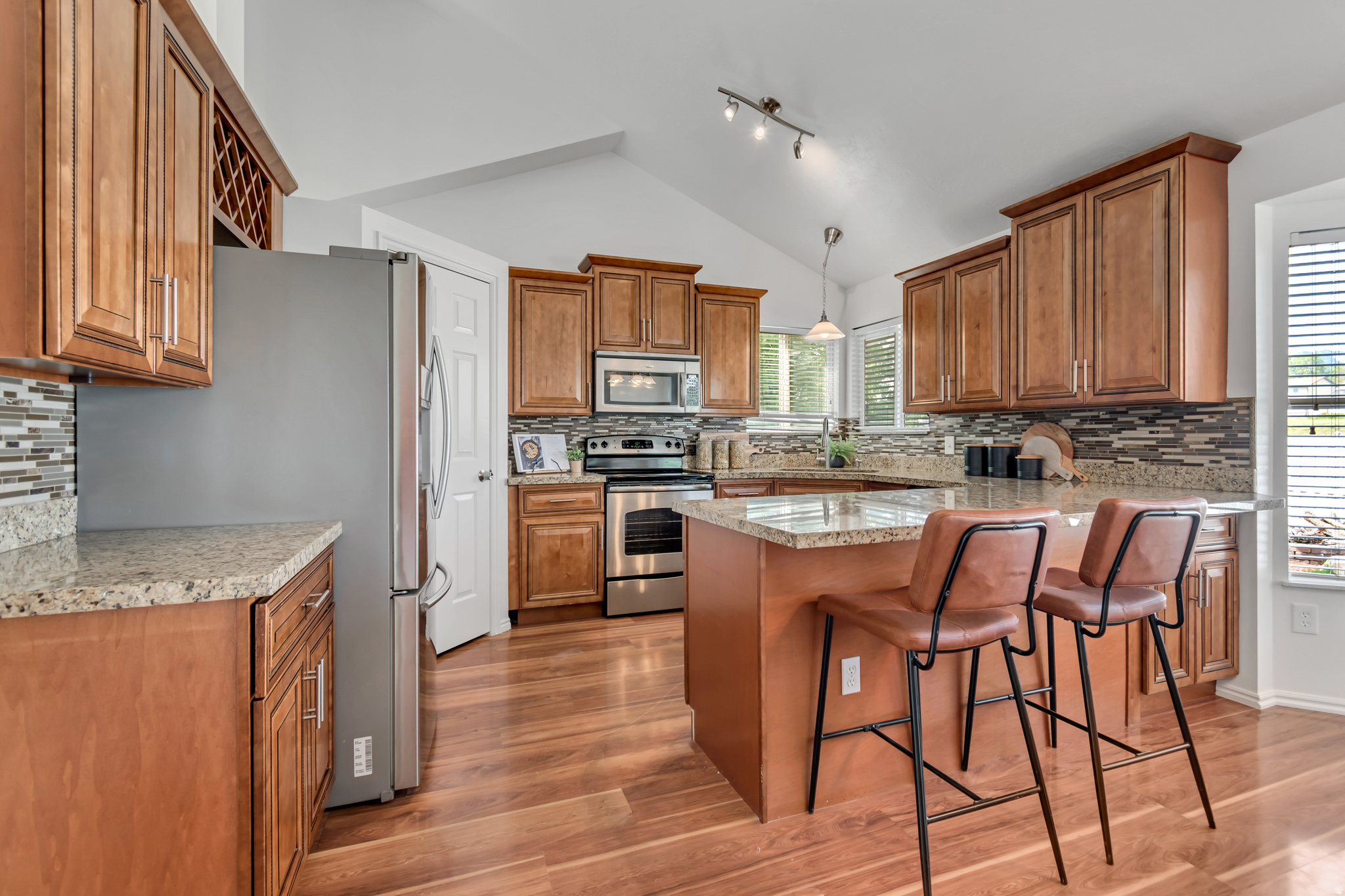 SUNCREST 4 - Residential
