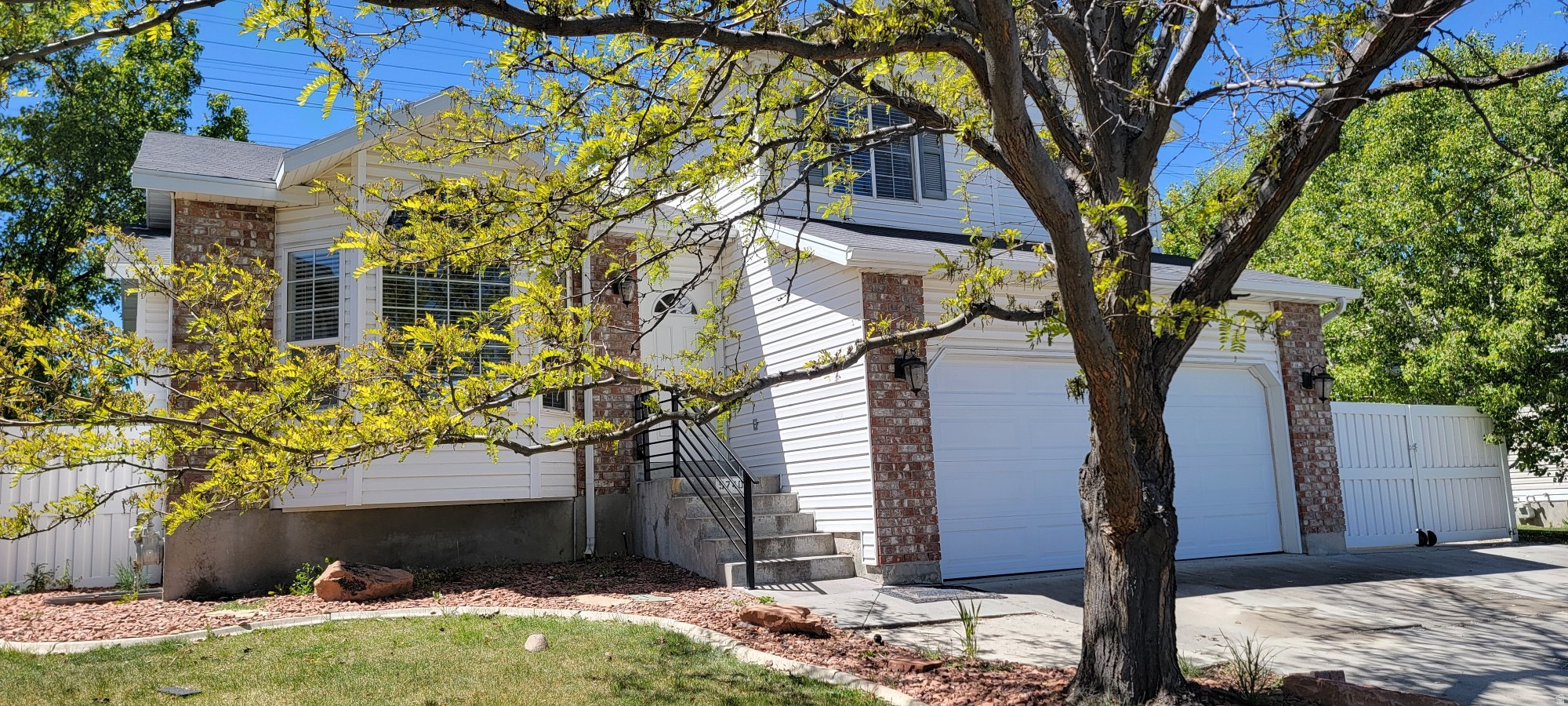SUNCREST 4 - Residential