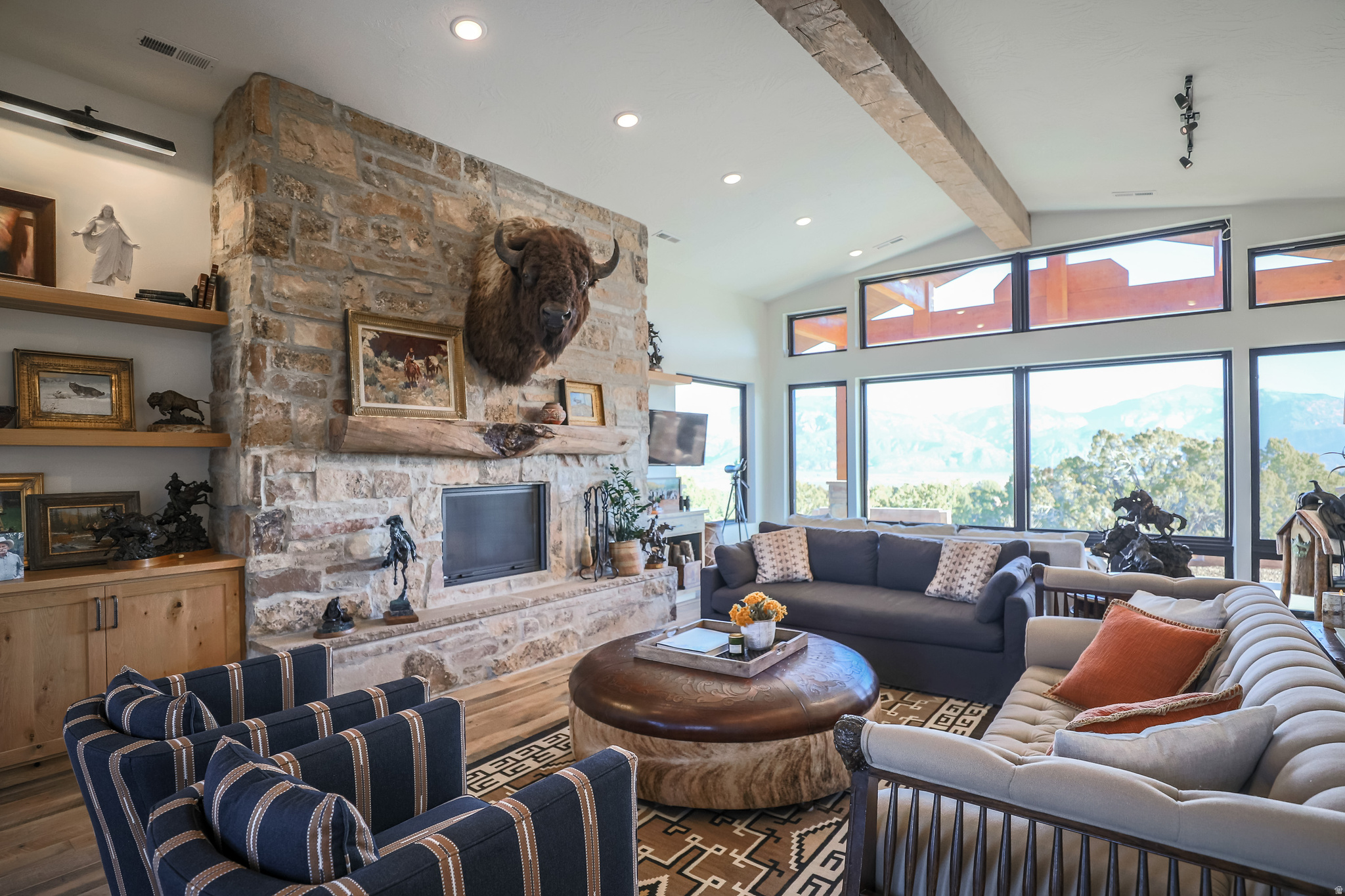 HARMONY MOUNTAIN RANCH - Residential