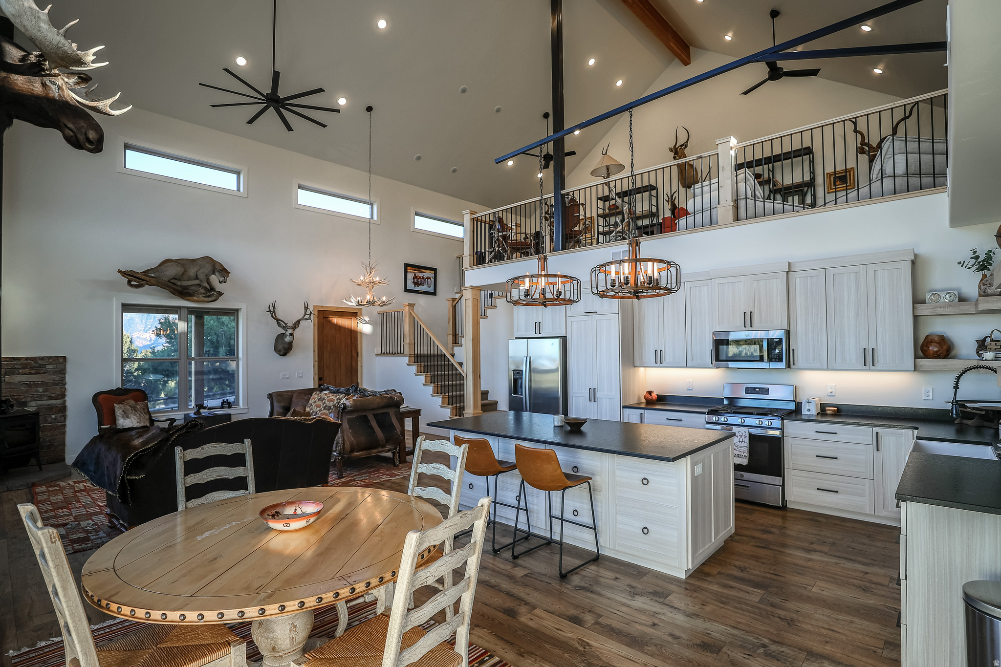 HARMONY MOUNTAIN RANCH - Residential