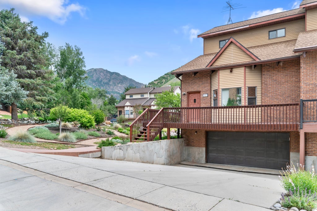 Photo of 7977 S SUNNYOAK CIR E, Cottonwood Heights, UT 84121 (MLS # 2165142)