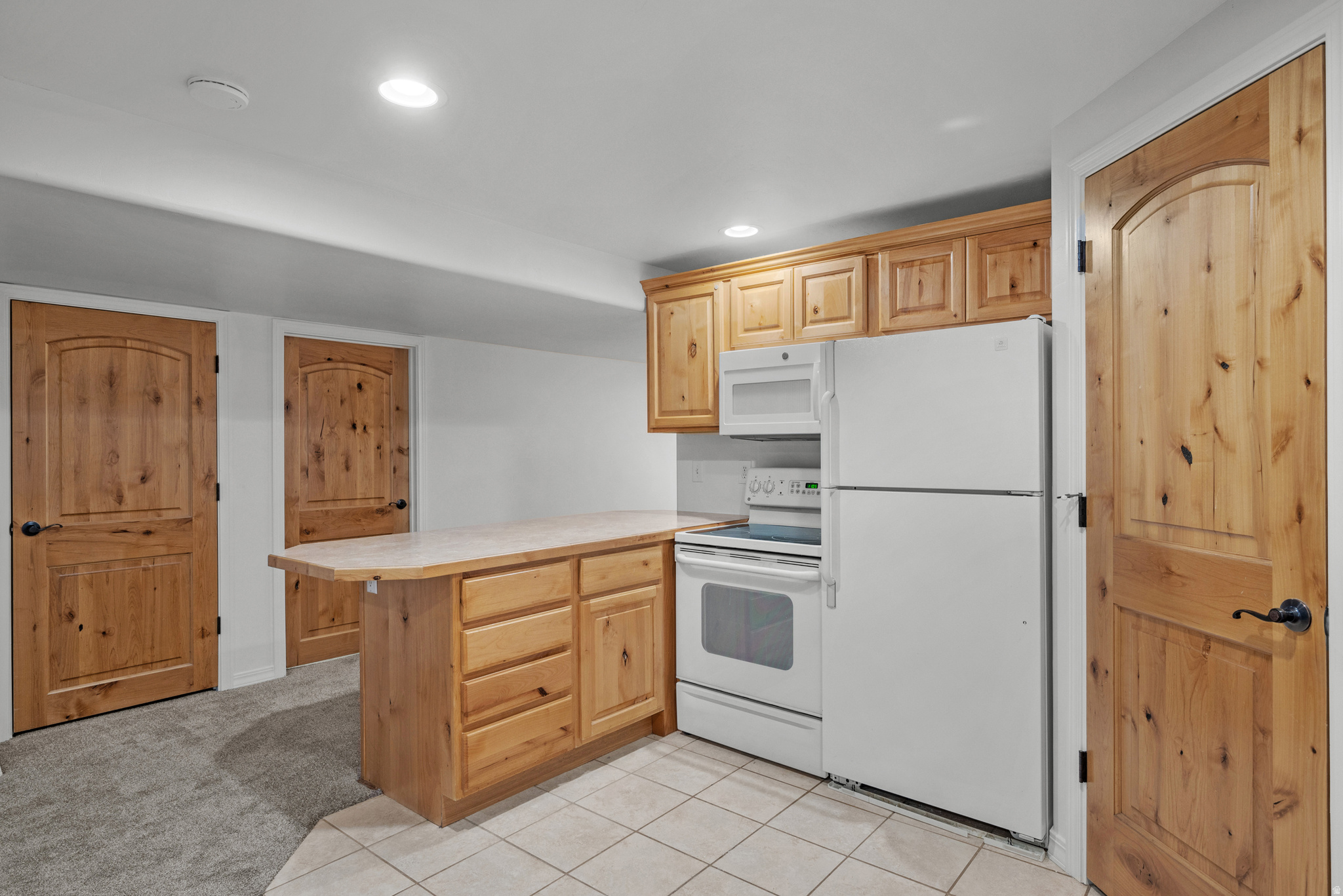 ARBORS PHASE 2 CONDOMINIUM - Residential