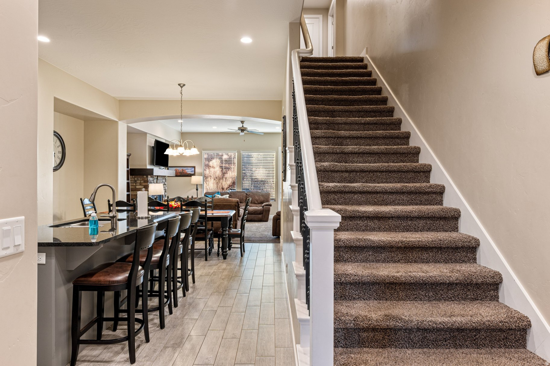 CORAL RIDGE TOWNHOMES PH 3-C - Residential