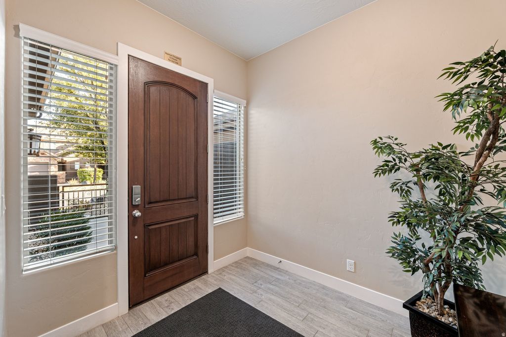 Photo of 2111 N CORAL RIDGE DR #17C, Washington, UT 84780 (MLS # 2136133)