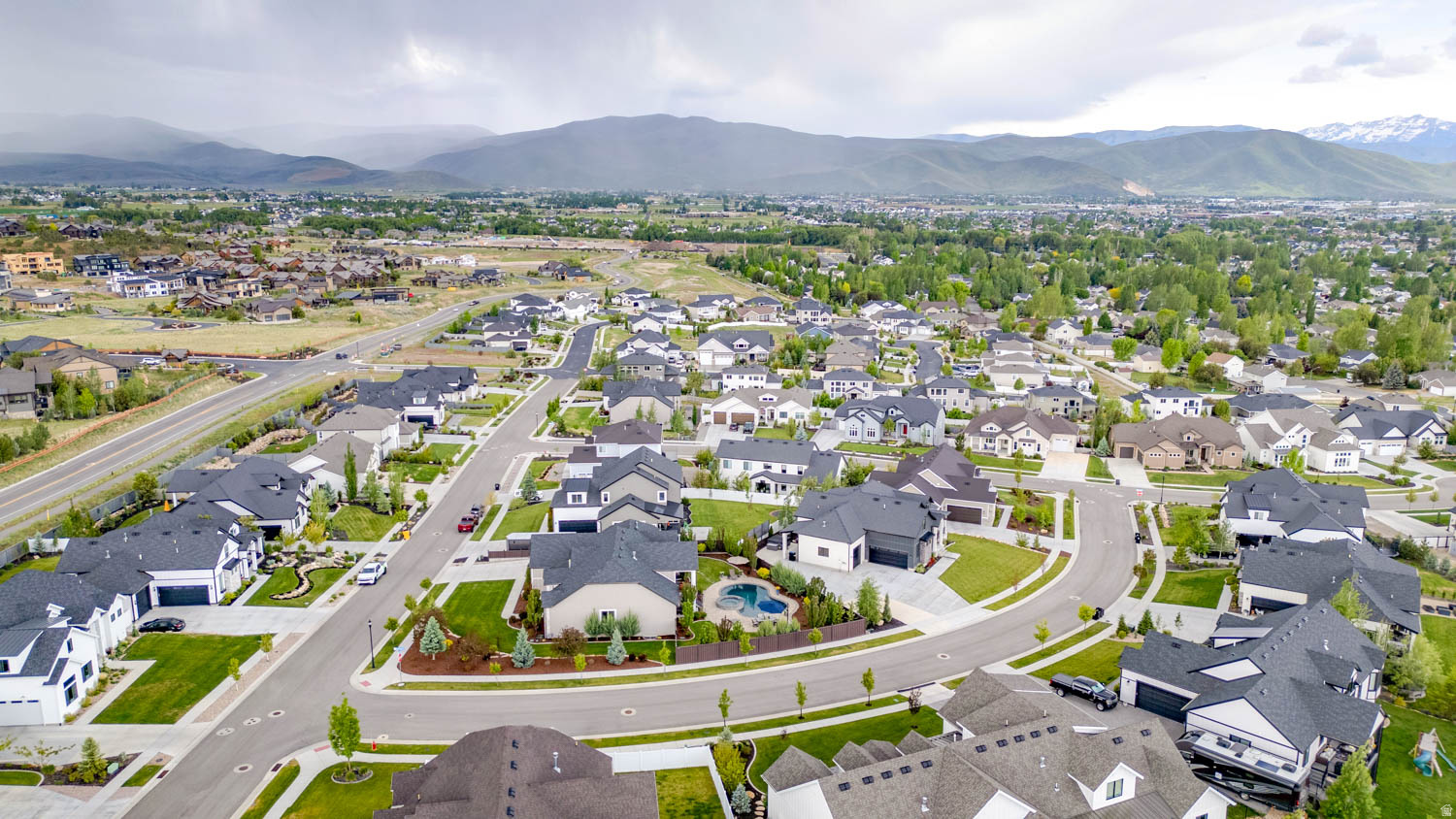 STONE CREEK - Residential