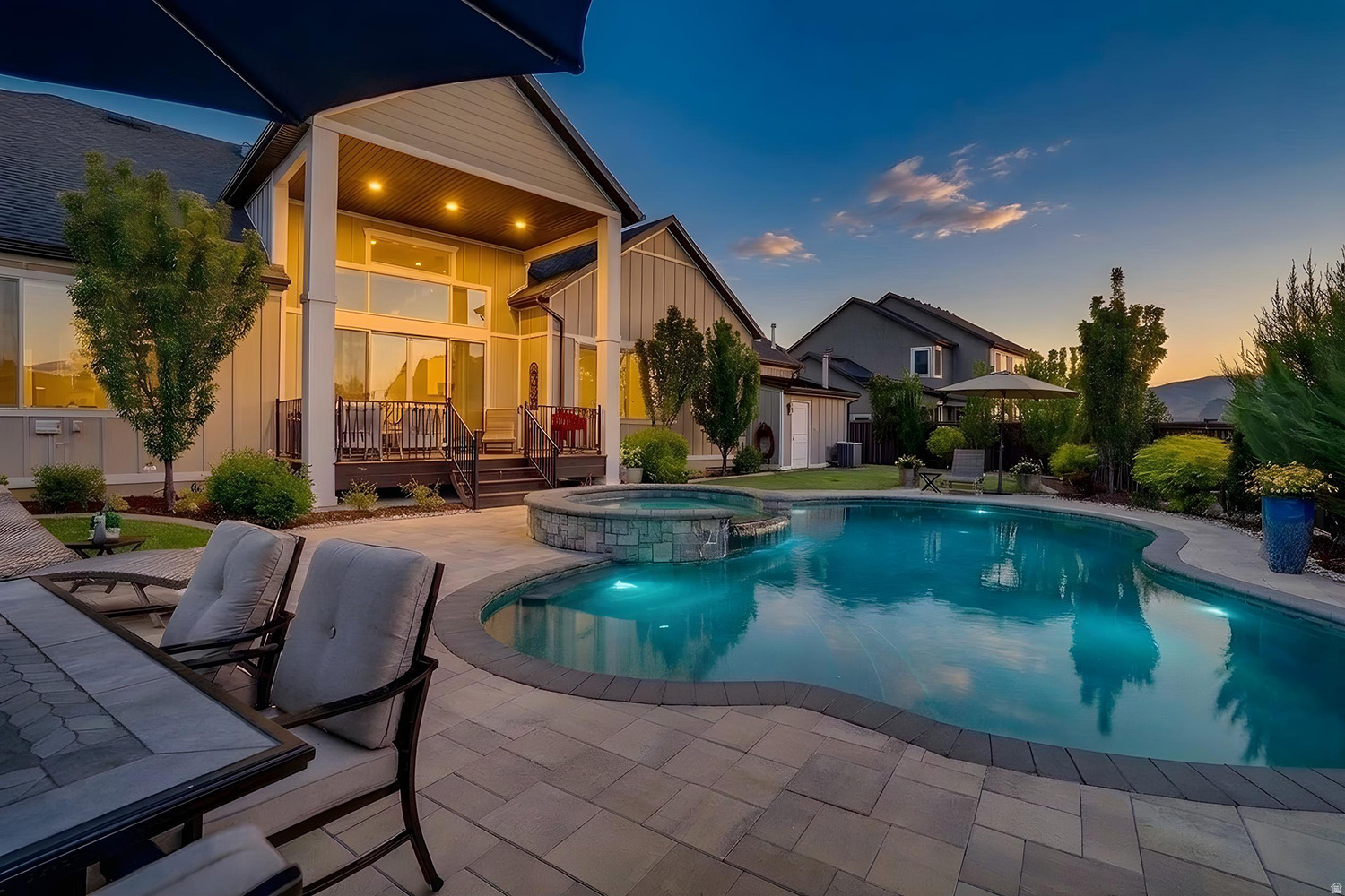 STONE CREEK - Residential