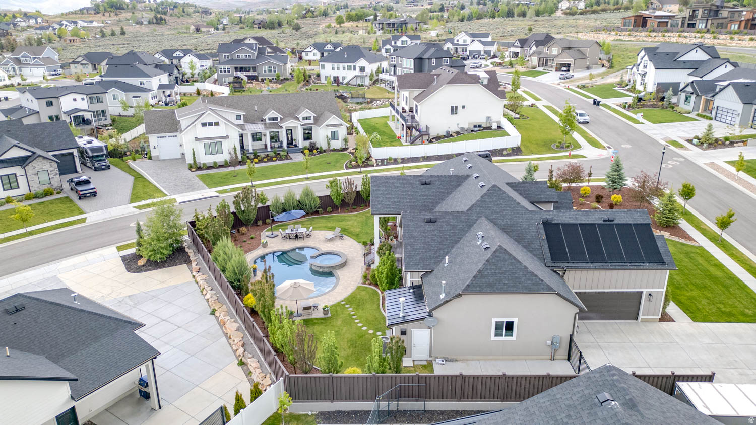 STONE CREEK - Residential