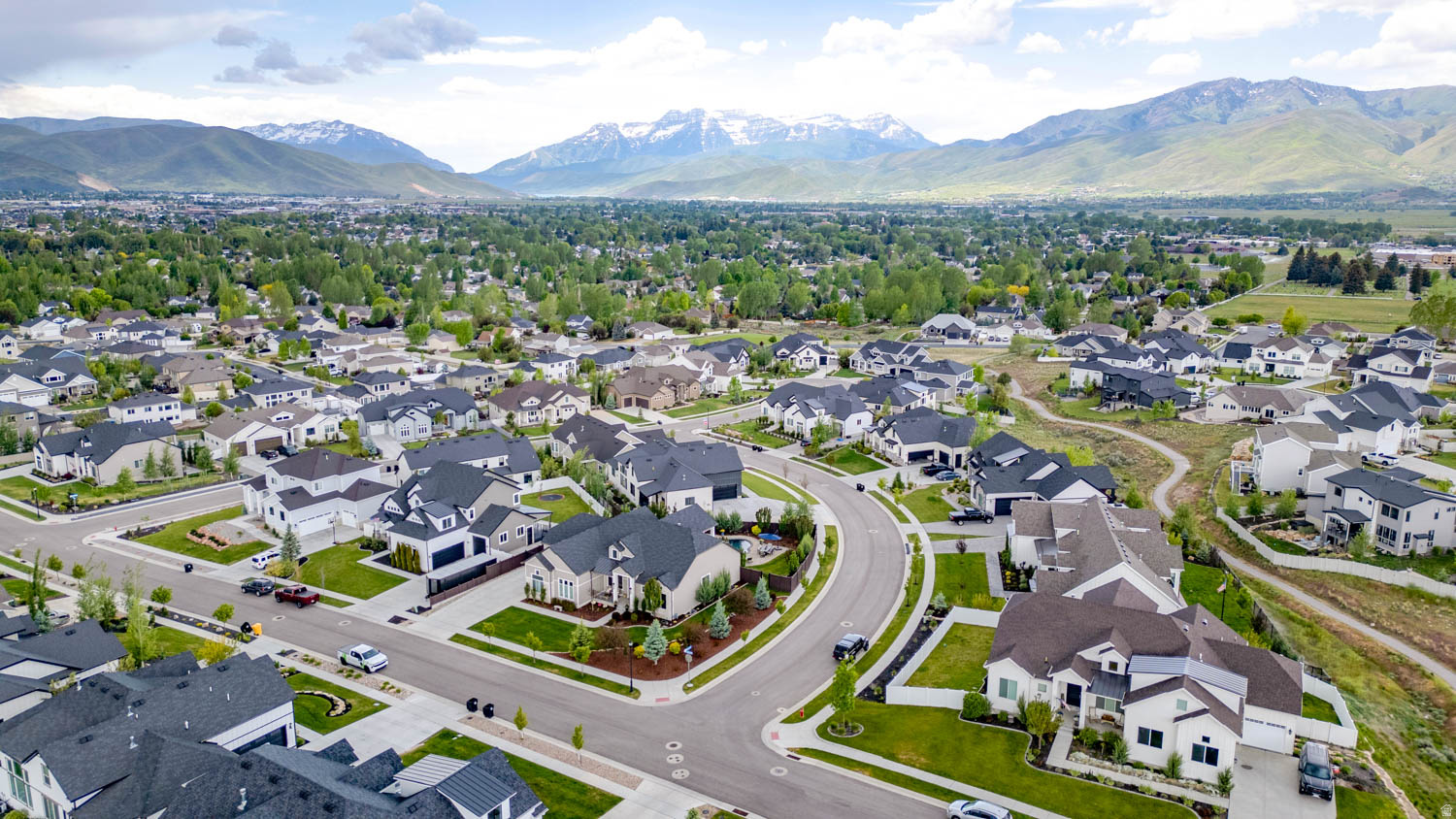 STONE CREEK - Residential