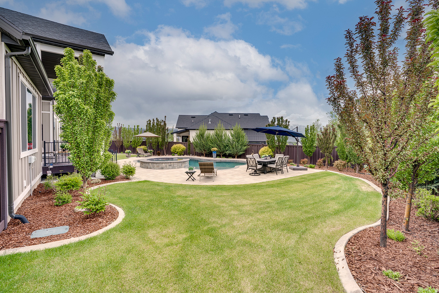 STONE CREEK - Residential