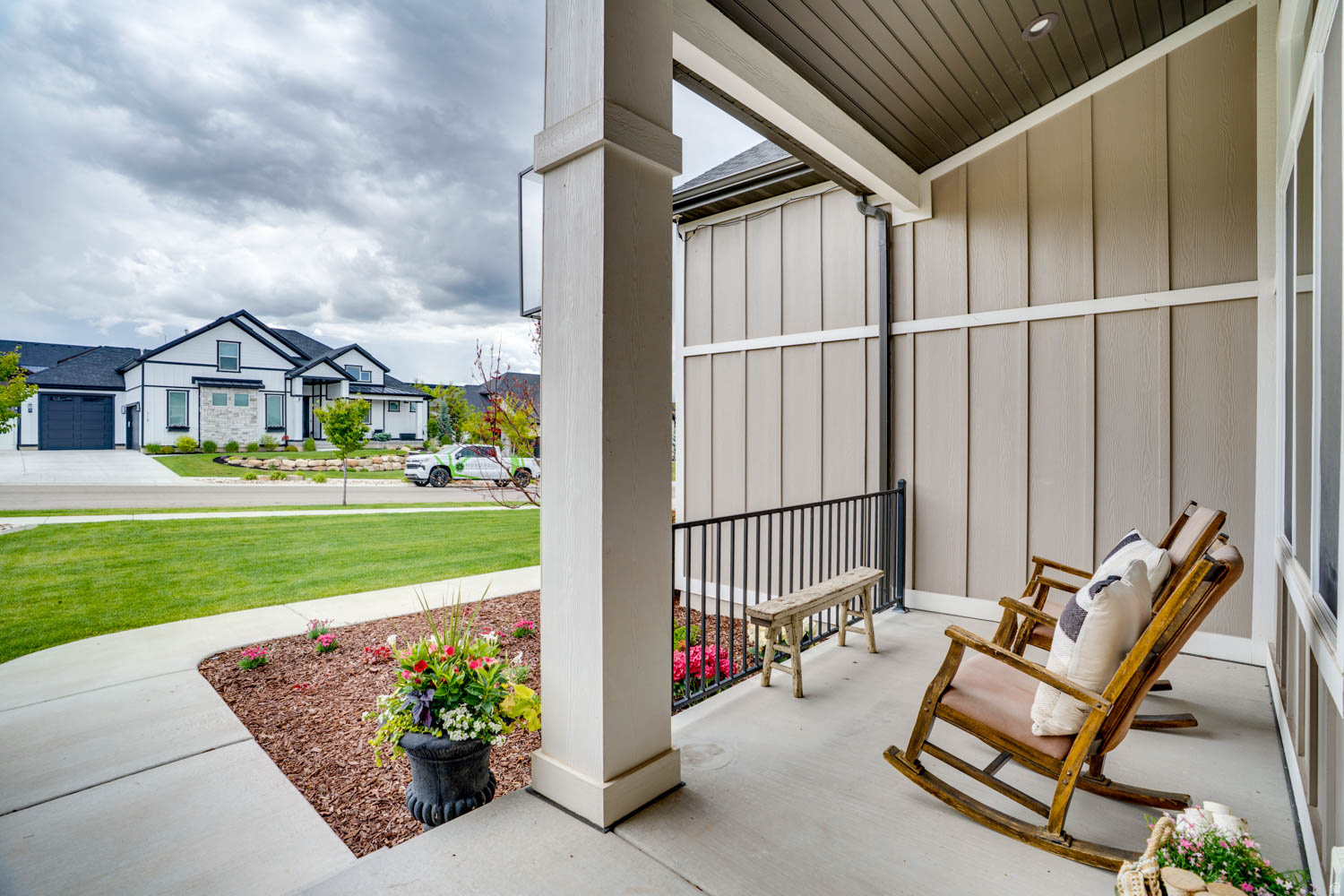 STONE CREEK - Residential