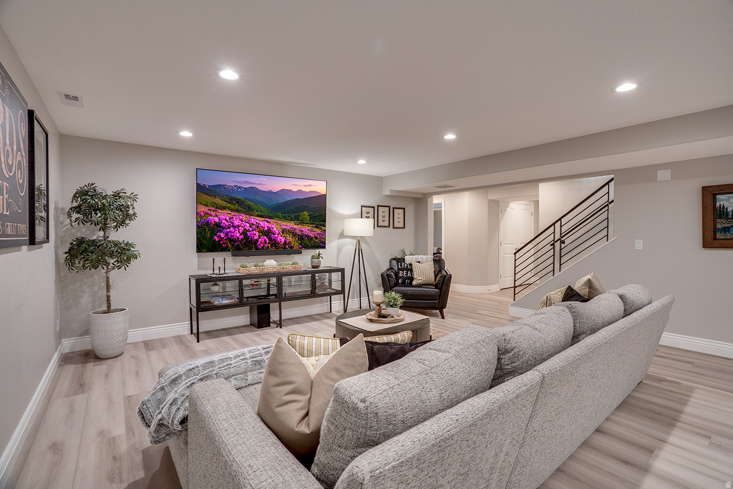 STONE CREEK - Residential