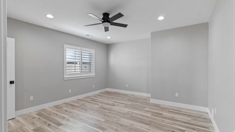 Tiny photo for 878 N HIGH PASS DR W #501, Saratoga Springs, UT 84045 (MLS # 2145557)