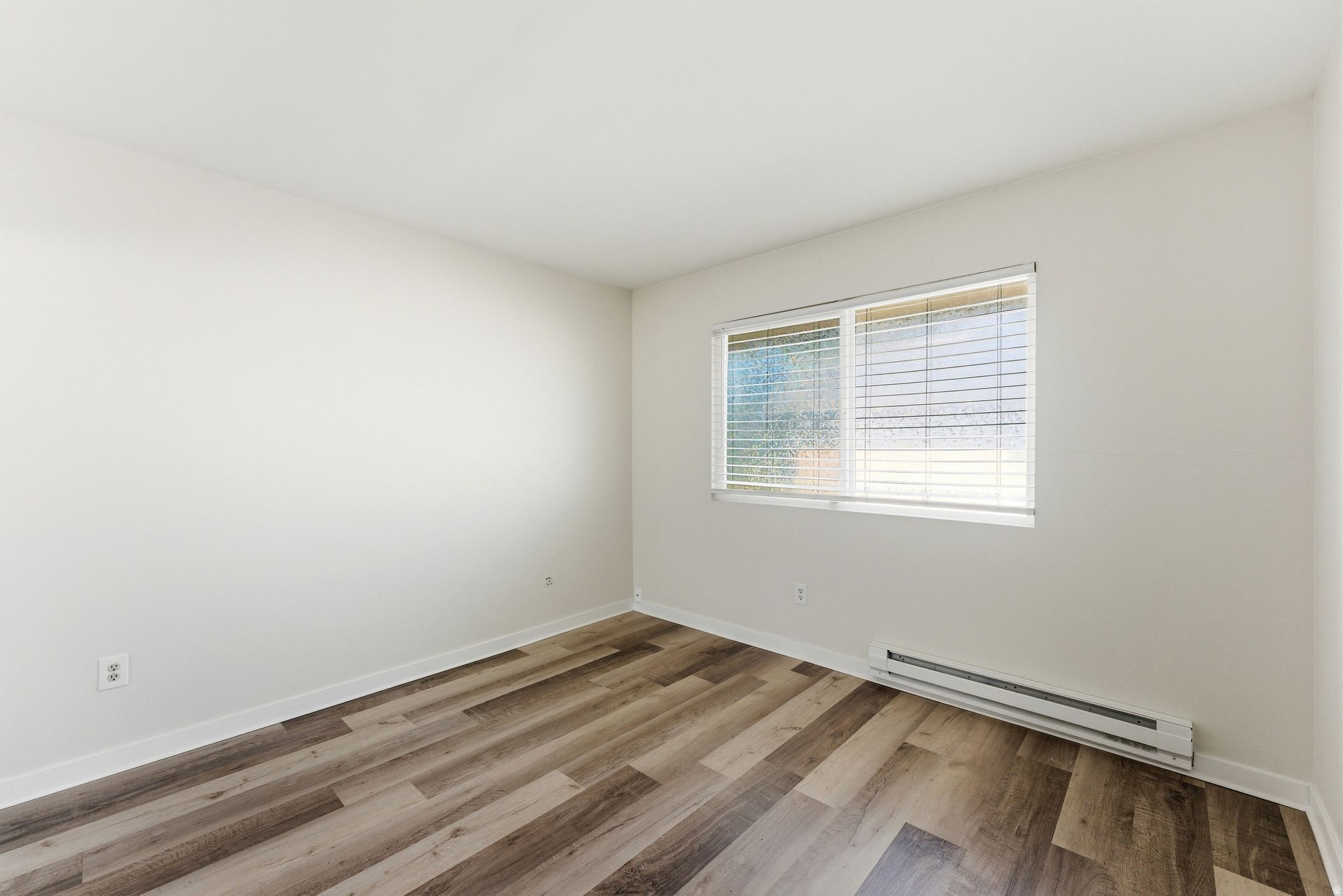 MOUNTAIN VIEW PARK - Residential