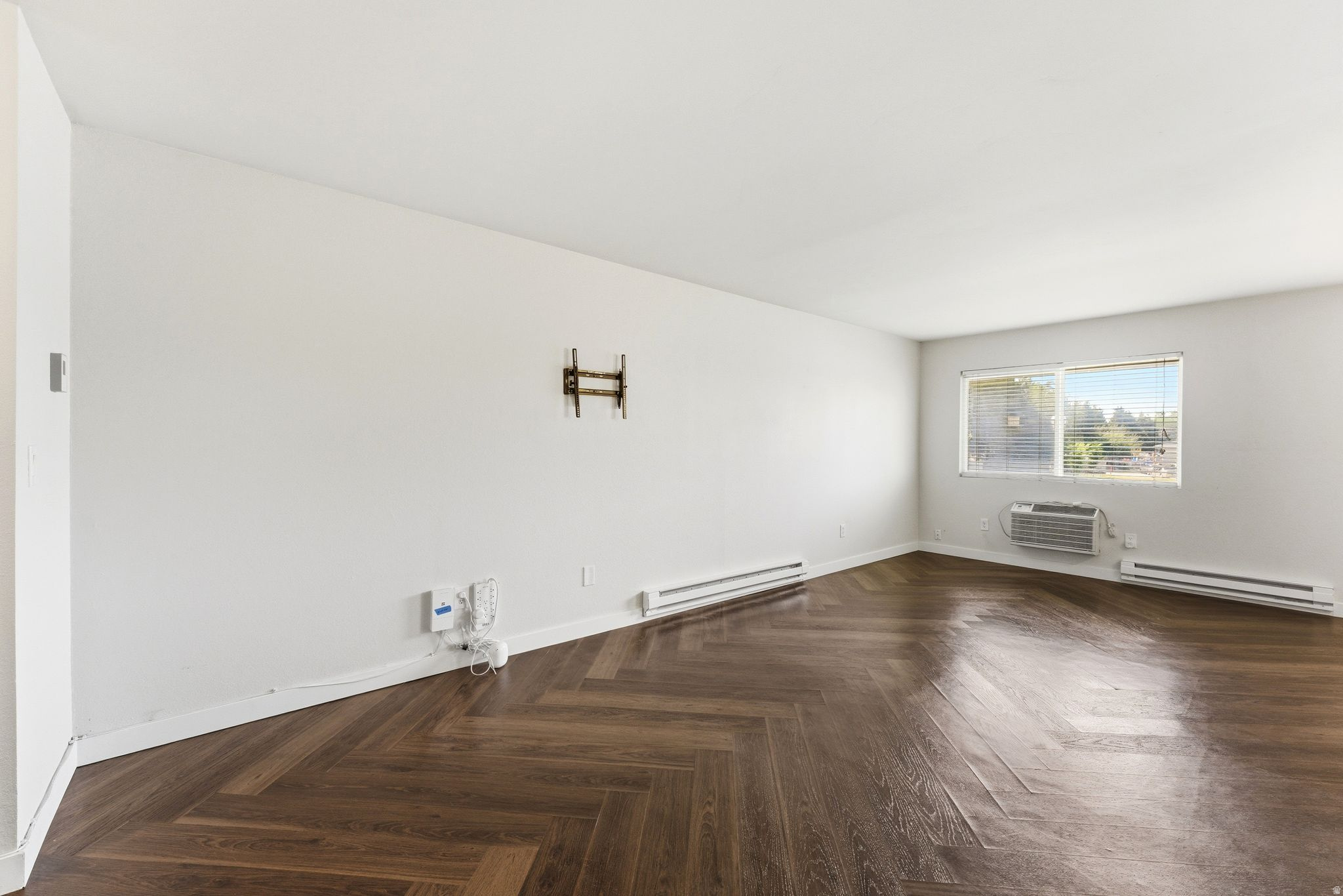 MOUNTAIN VIEW PARK - Residential
