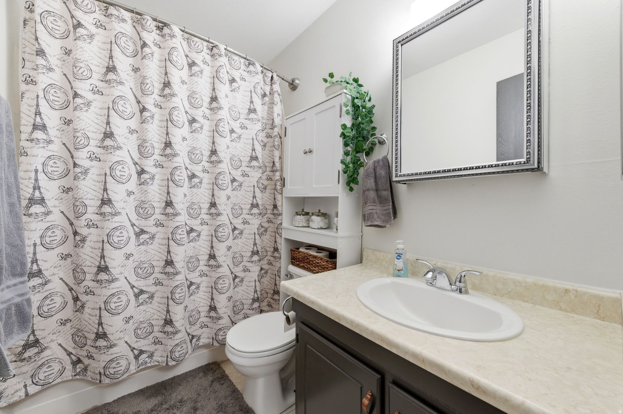 MOUNTAIN VIEW PARK - Residential