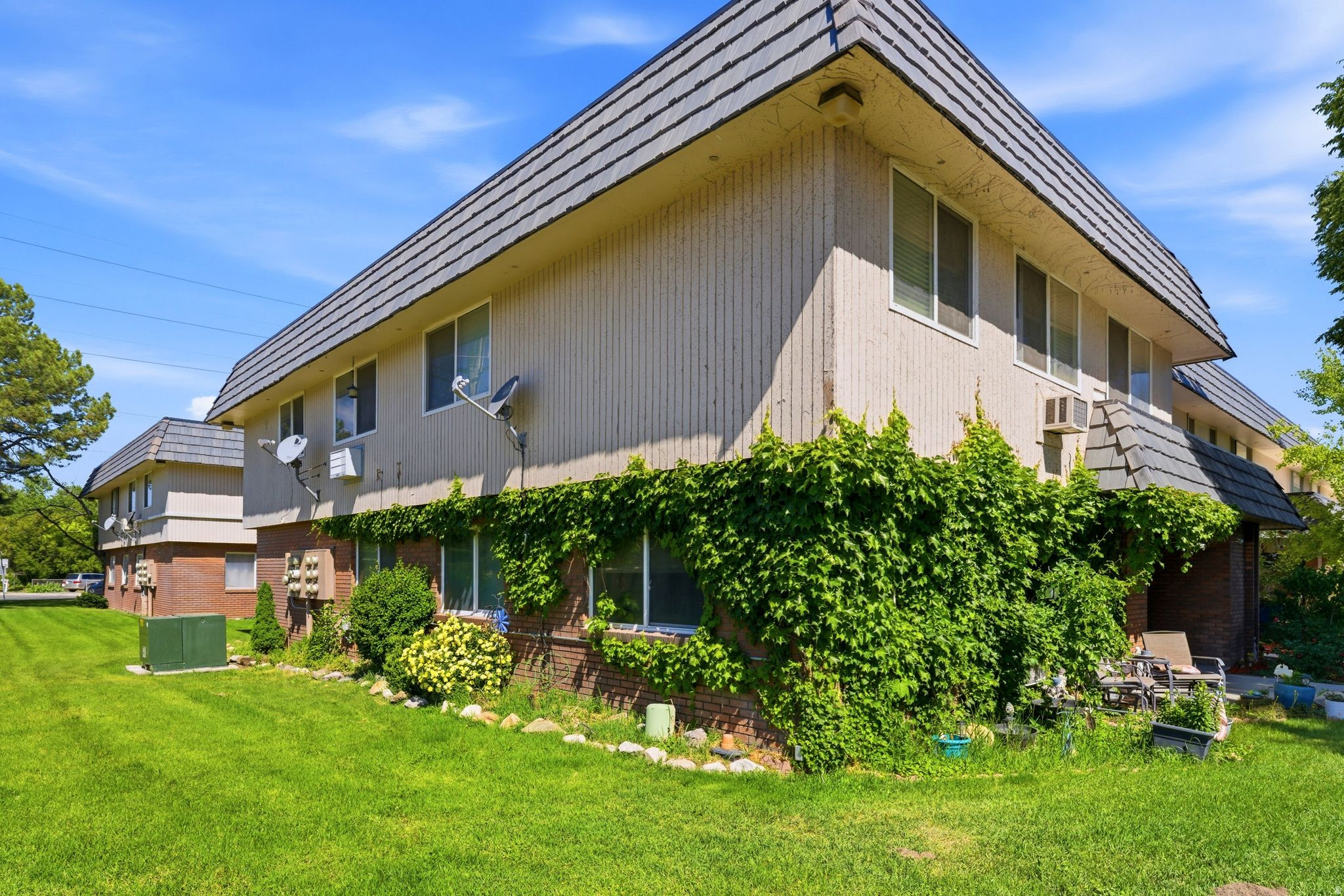 MOUNTAIN VIEW PARK - Residential