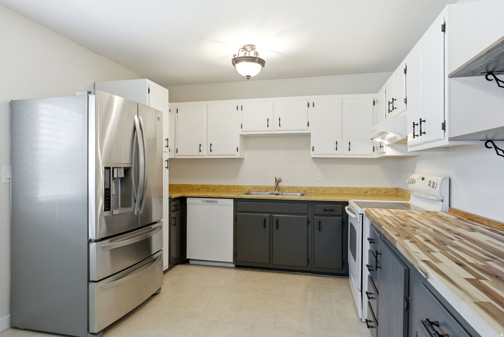 MOUNTAIN VIEW PARK - Residential