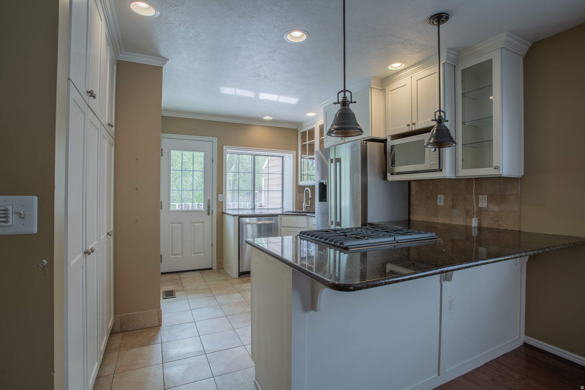 SHADYBROOK CONDM - Residential