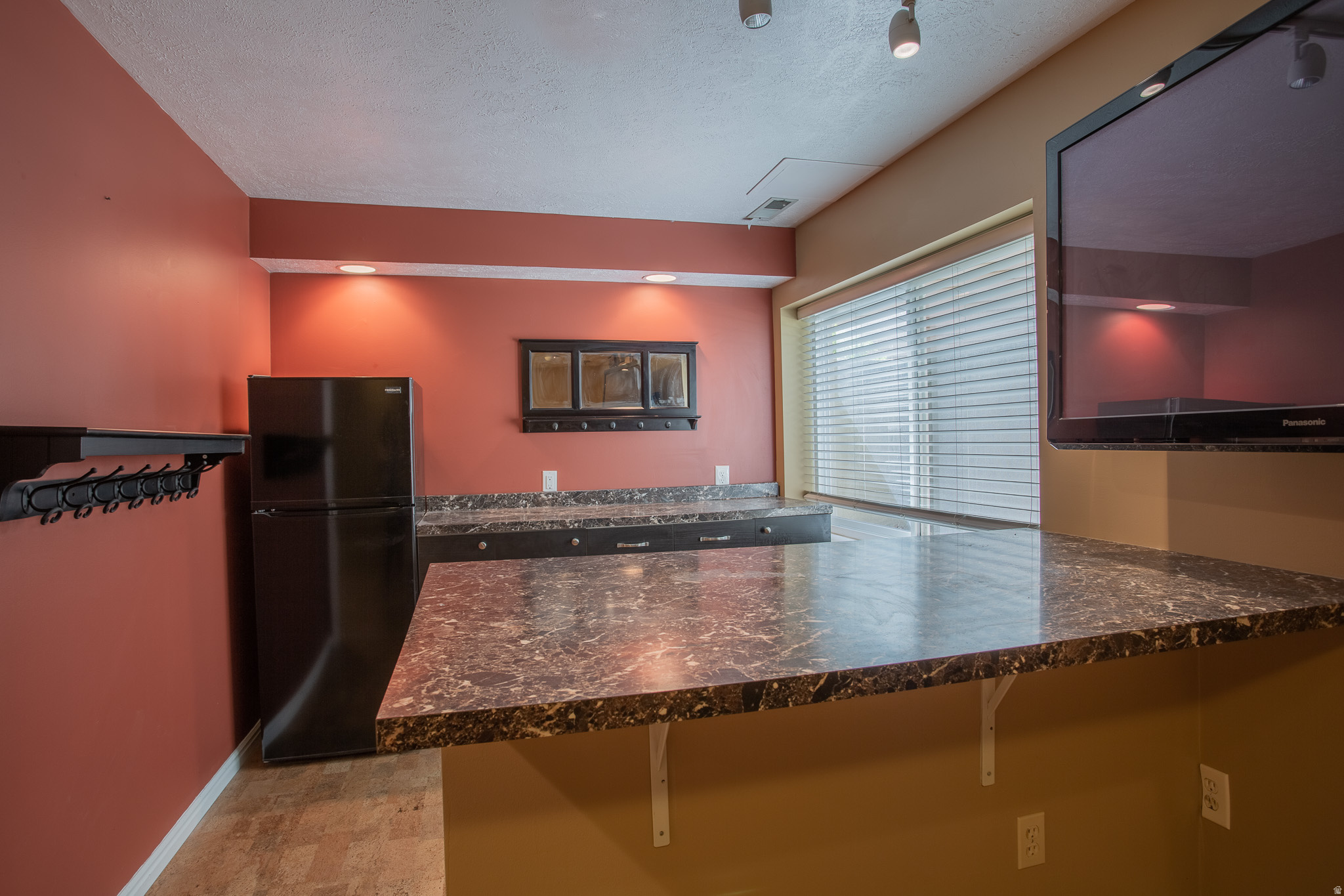 SHADYBROOK CONDM - Residential