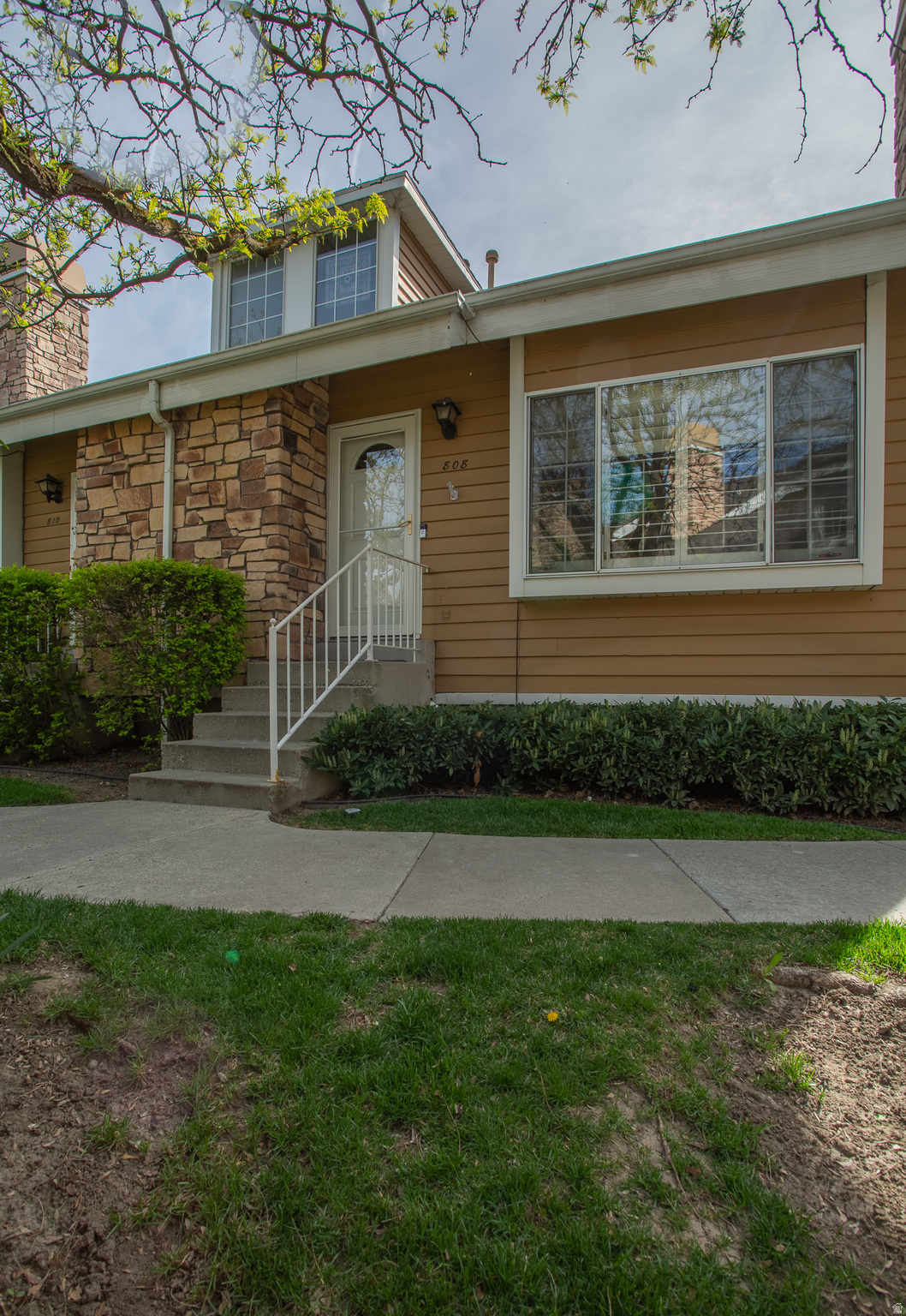 SHADYBROOK CONDM - Residential