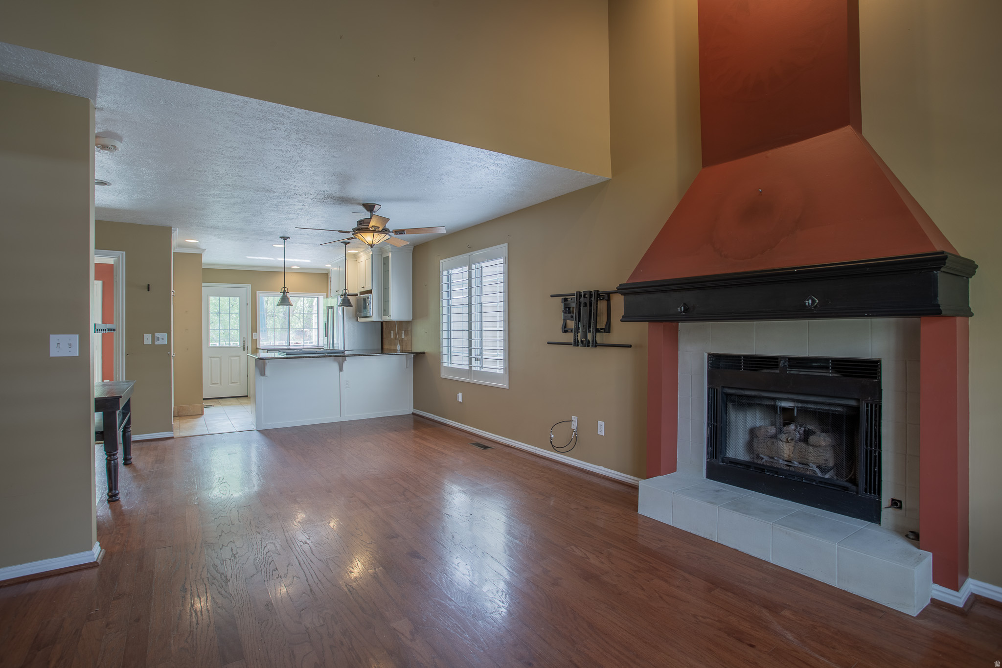 SHADYBROOK CONDM - Residential