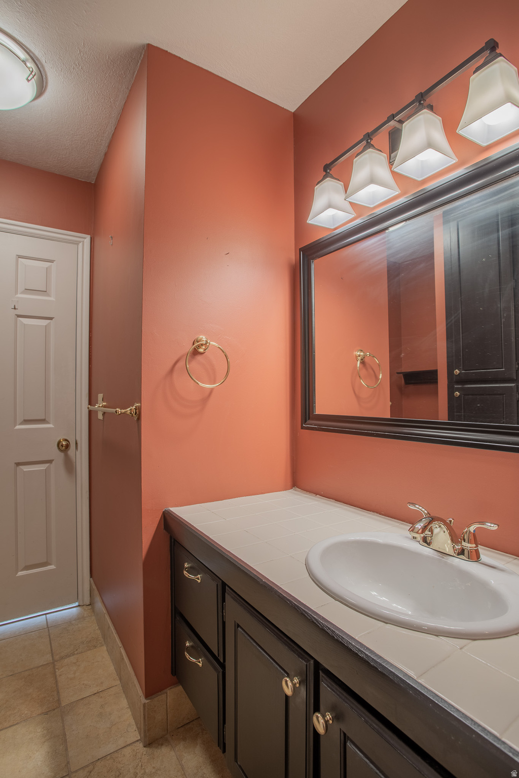 SHADYBROOK CONDM - Residential