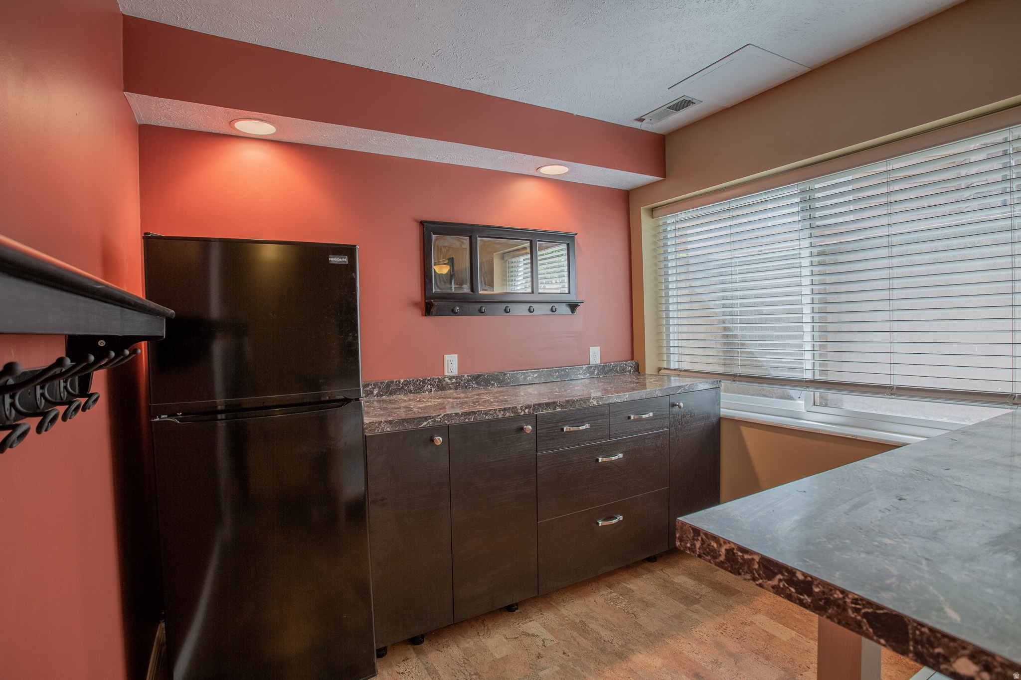 SHADYBROOK CONDM - Residential