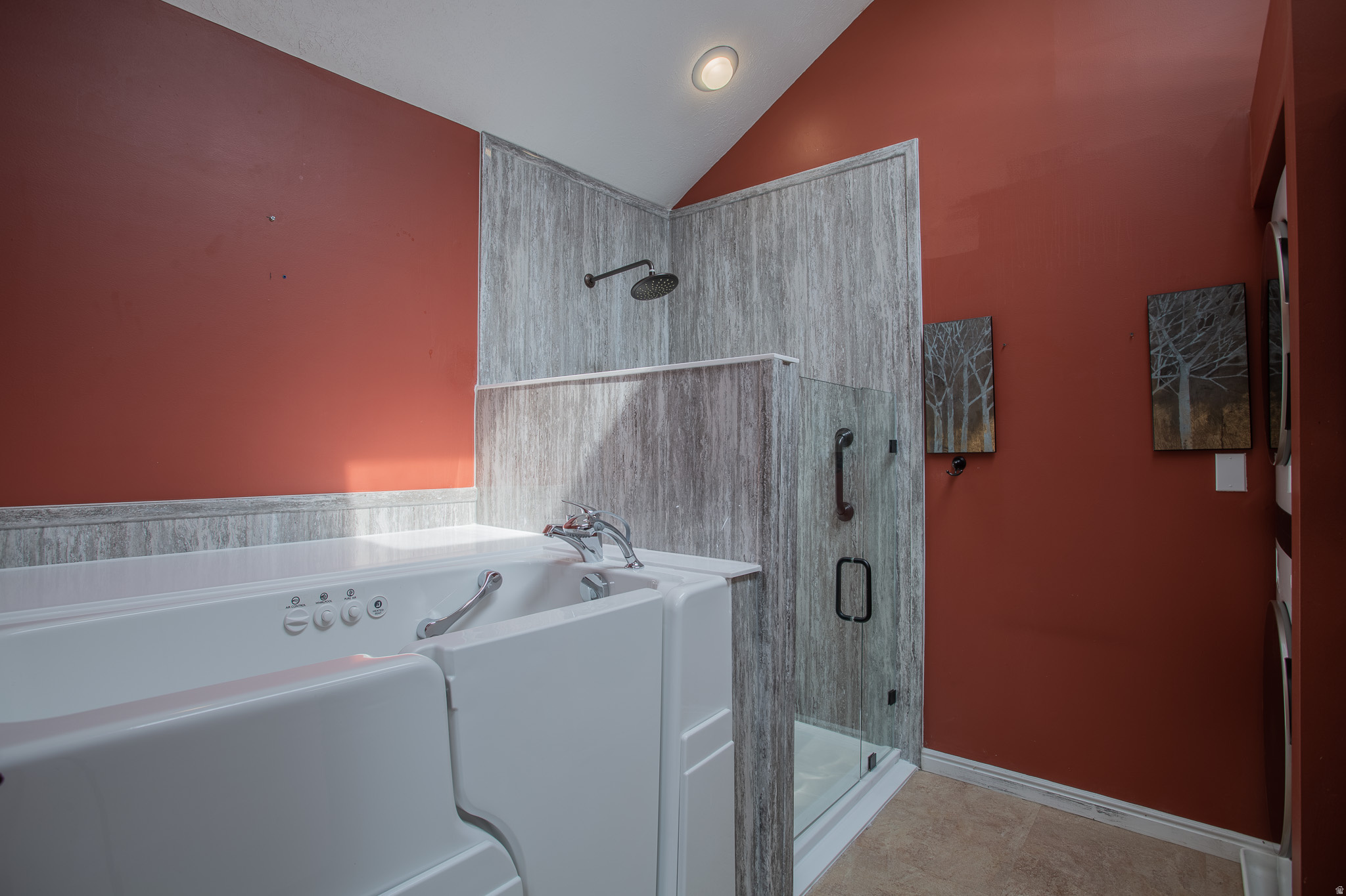 SHADYBROOK CONDM - Residential