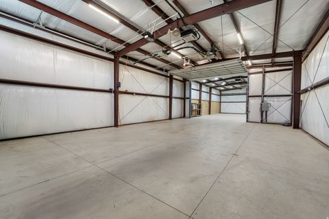 Tiny photo for 15258 S MOUNTAINSIDE DR W, Bluffdale, UT 84065 (MLS # 2127915)